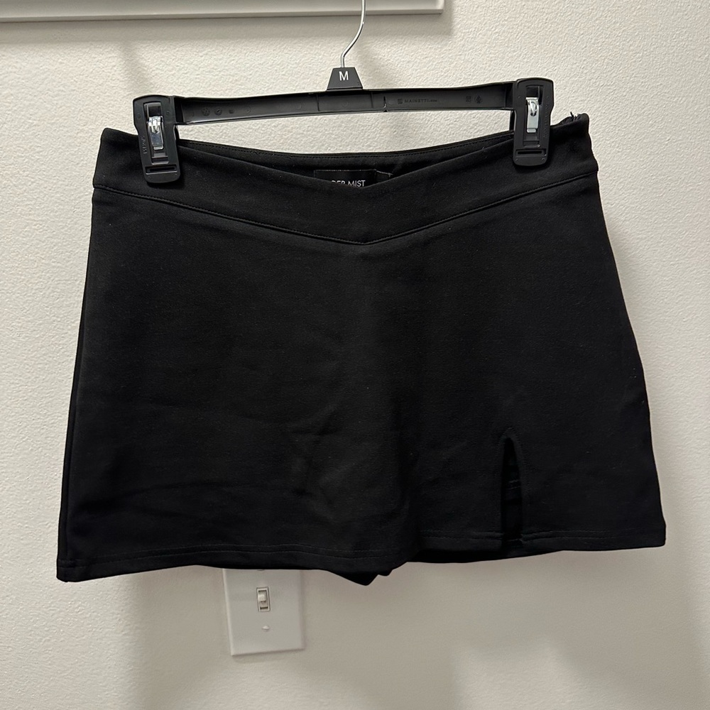 Tiger Mist brand new black mini skirt